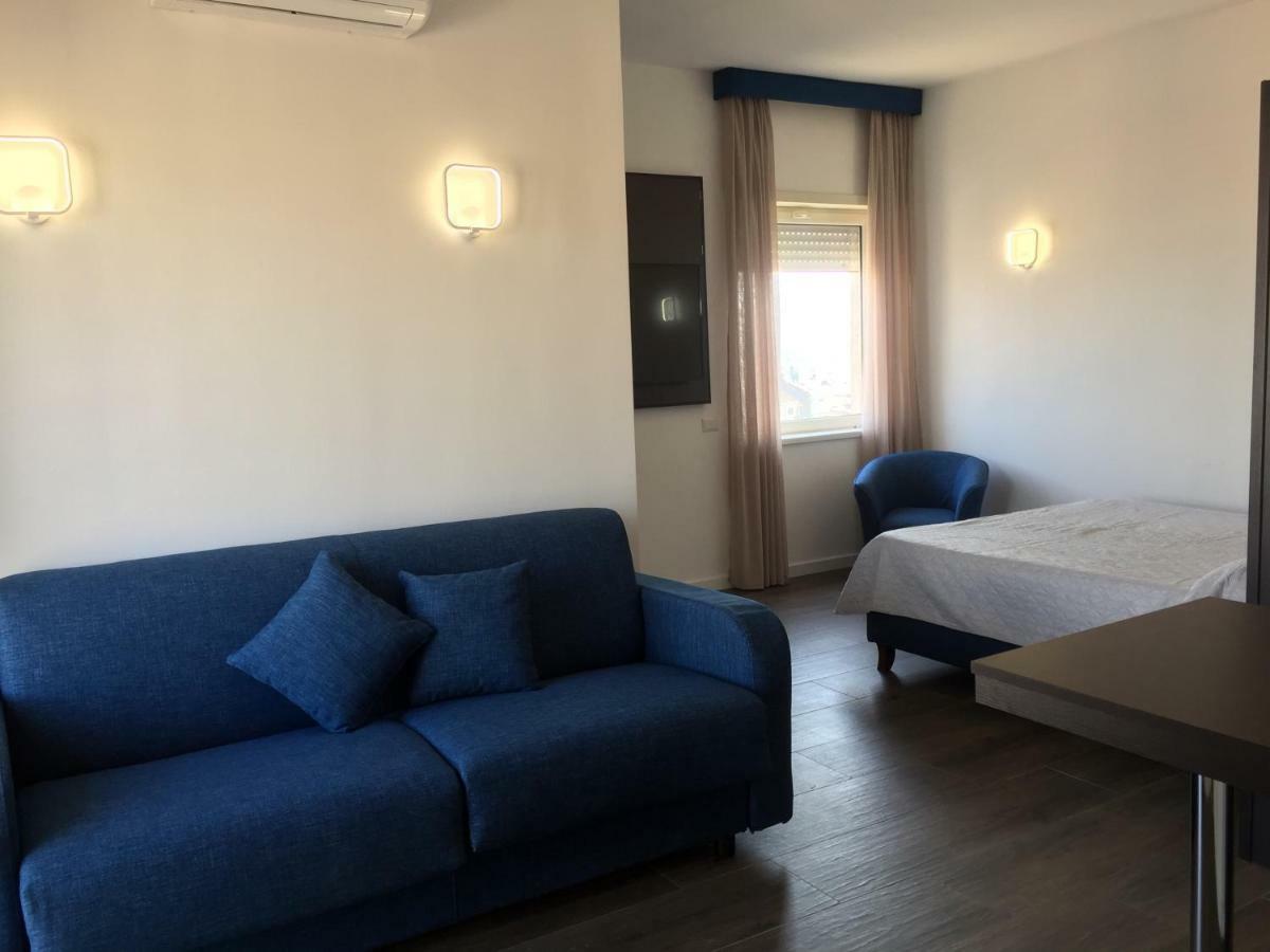 Residenza Garibaldi Διαμέρισμα Νάπολη Εξωτερικό φωτογραφία